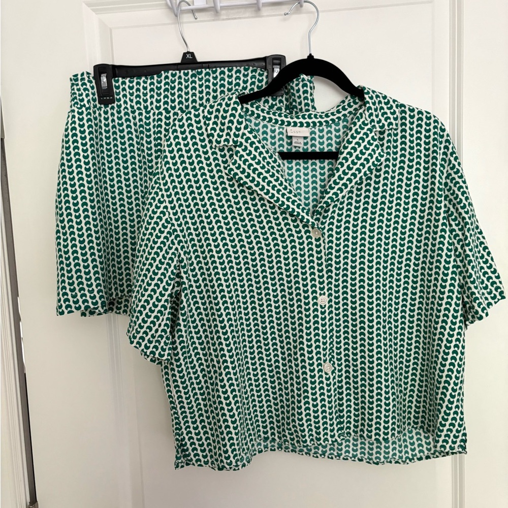 Two Piece Ladies Shorts Set